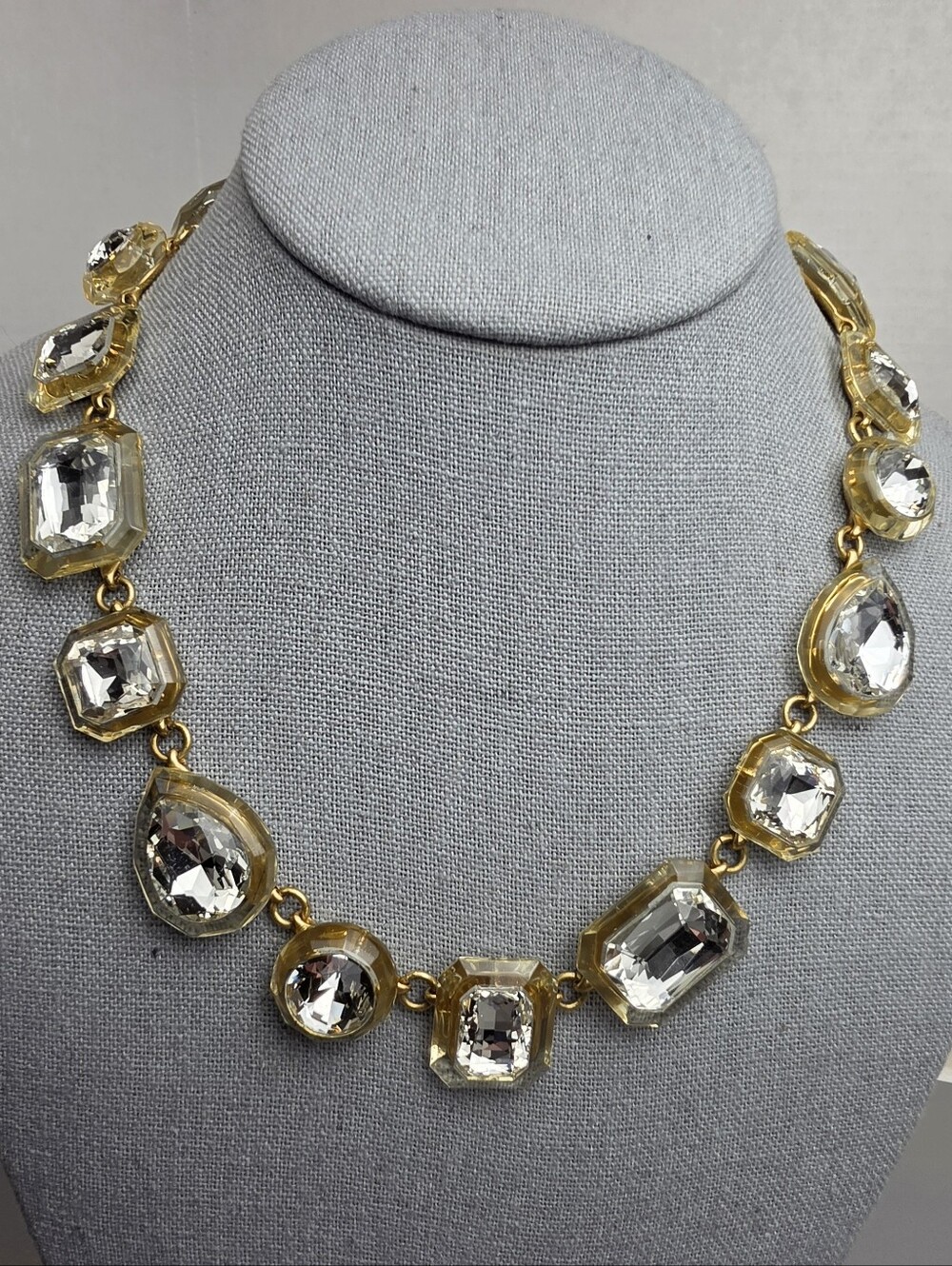 [J. Crew] Jewel Box Clear Faceted Crystal Statement Necklace - Picture 10 of 16
